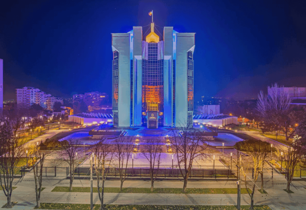 Chişinău at Night: What to Do and Where to Go After Dark