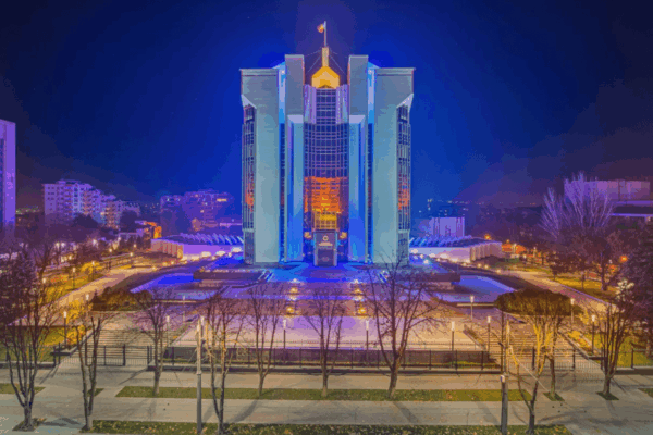 Chişinău at Night: What to Do and Where to Go After Dark Chişinău at Night: What to Do and Where to Go After Dark