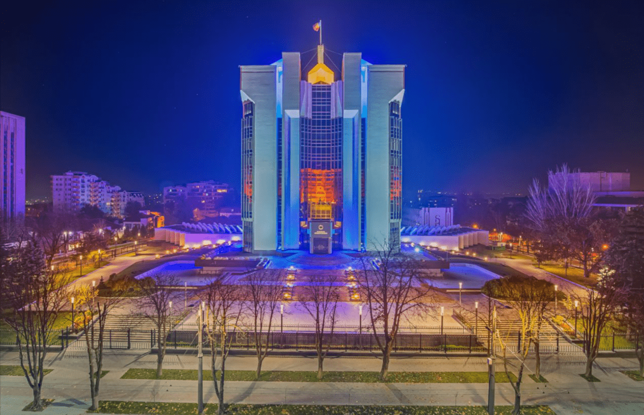 Chişinău at Night: What to Do and Where to Go After Dark